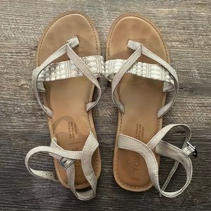 Toms sandals size 8.5 womens